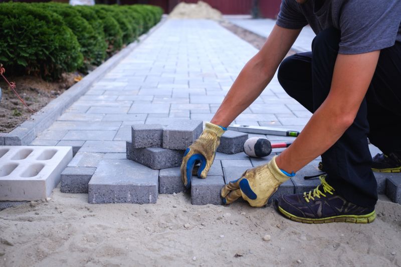 Experienced Pavers Installer